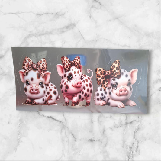 Cochon Rose avec Noeud