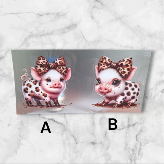 Cochon Rose avec Noeud